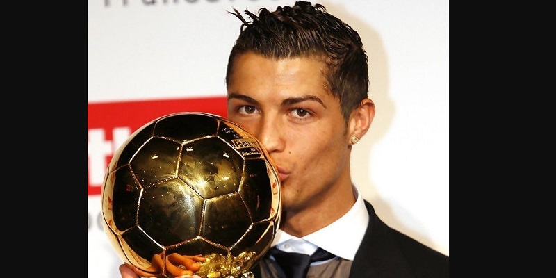 5 quả bóng vàng của Ronaldo: Hành trình trở thành siêu sao 1 Quả bóng vàng đầu tiên của Ronaldo (2008)